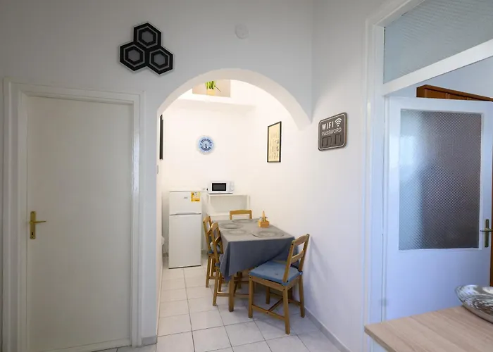 Violet Center Daire